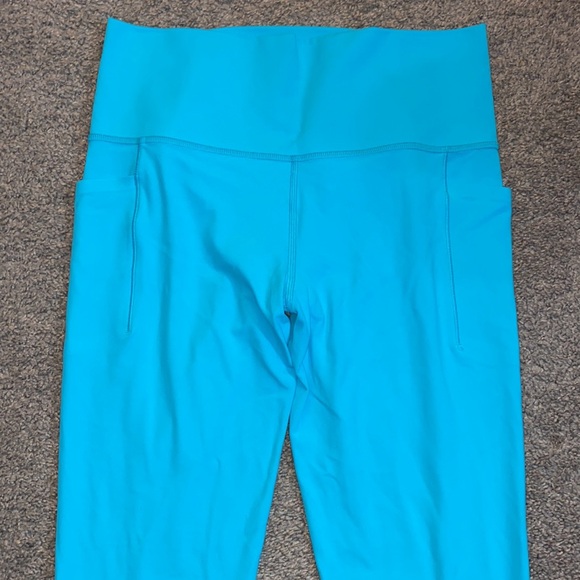 Athleta 7/8 tight - bora bora - Picture 2 of 6